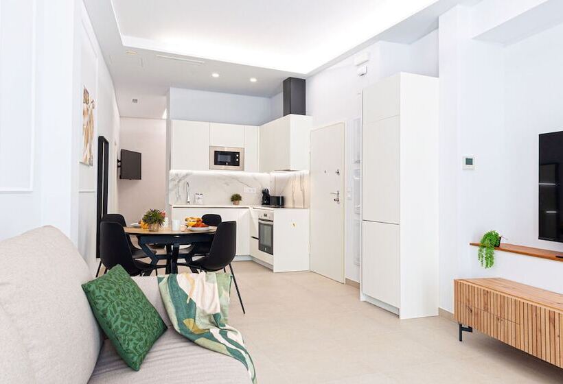 هتل Myflats Luxury Cathedral