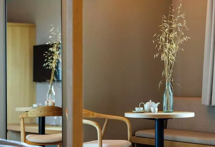 Maaseutuhotelli Colle Alberti Country House