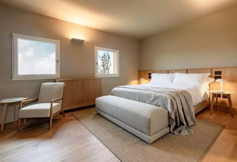 Maaseutuhotelli Colle Alberti Country House