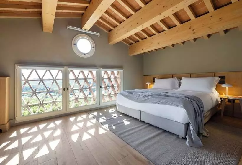 Maaseutuhotelli Colle Alberti Country House