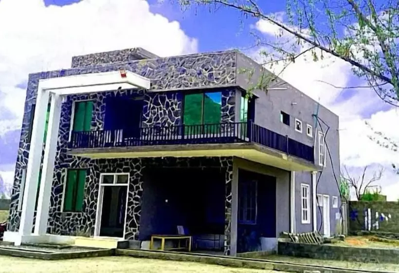 هتل Sarfaranga & Restaurant Skardu