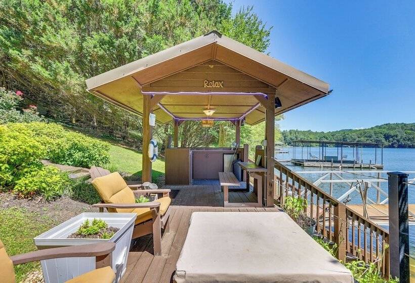 Lakefront Blairsville House W/ Game Room & Hot Tub