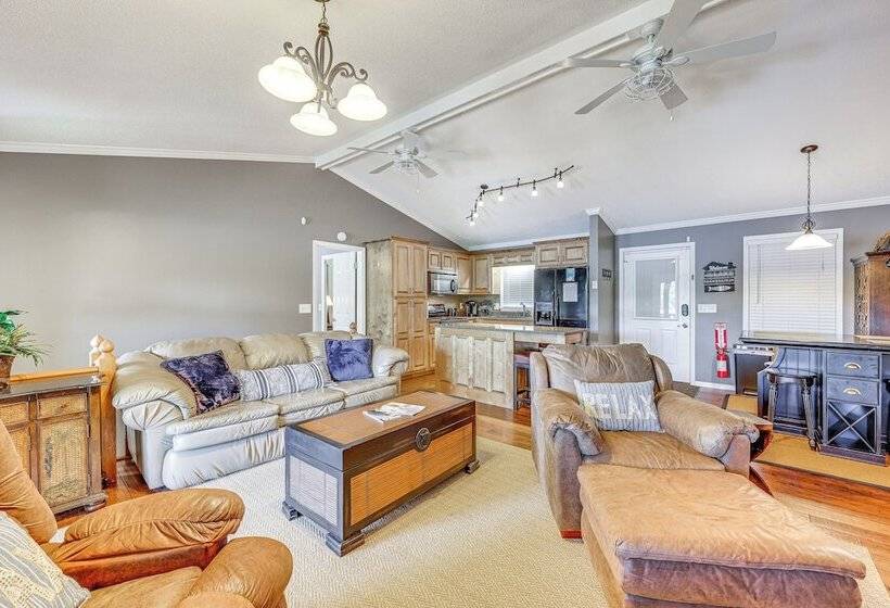 Lakefront Blairsville House W/ Game Room & Hot Tub