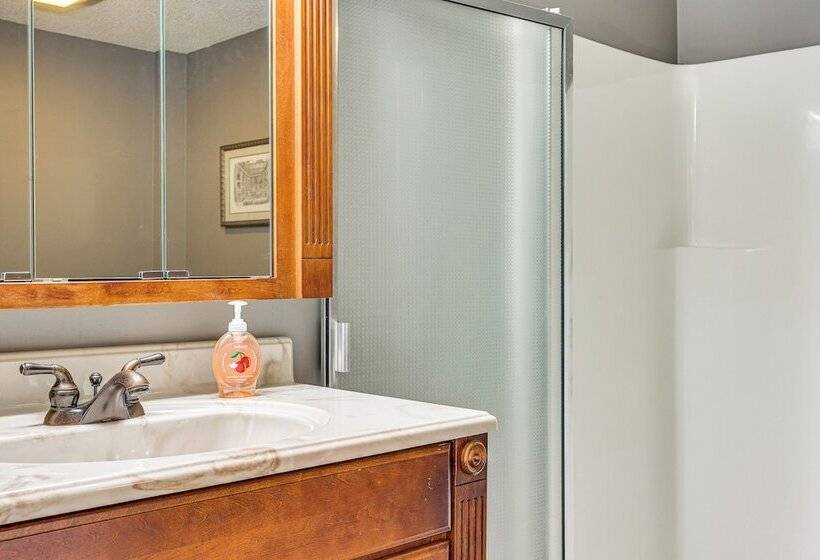 Lakefront Blairsville House W/ Game Room & Hot Tub