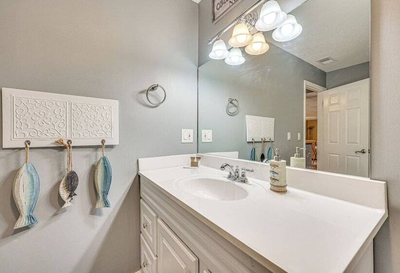 Lakefront Blairsville House W/ Game Room & Hot Tub