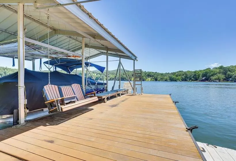 Lakefront Blairsville House W/ Game Room & Hot Tub