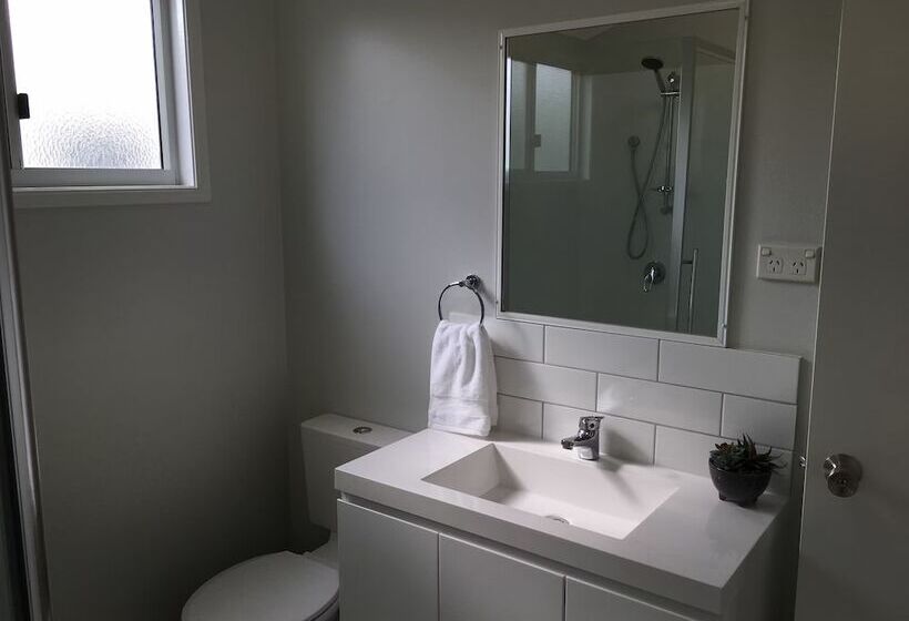 Longreach Private Apartments