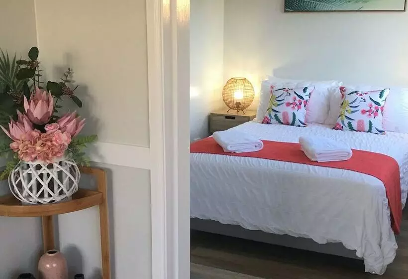 Longreach Private Apartments