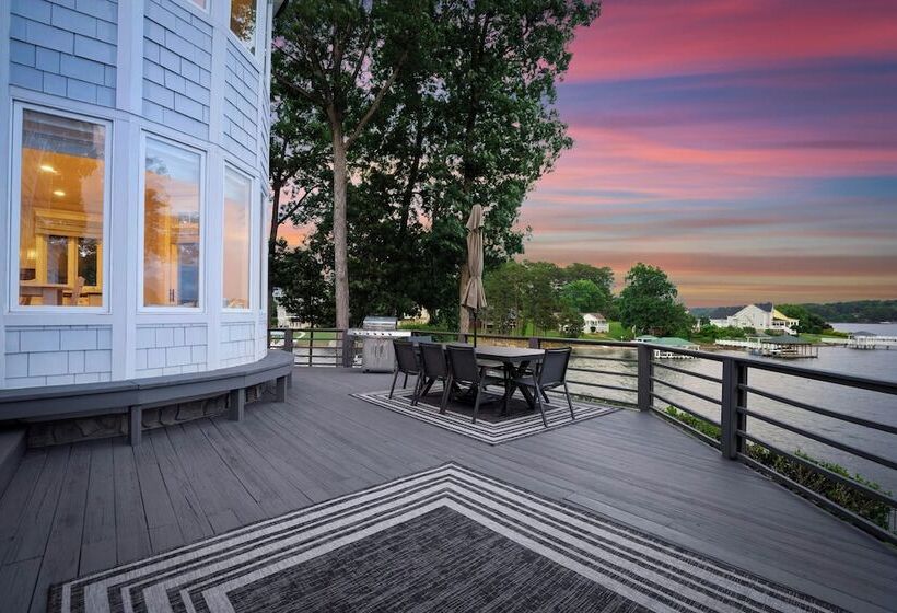 Paradise Pointe By Avantstay Lakefront + Views + Playset