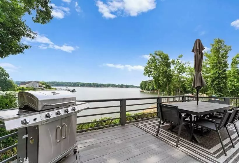 Paradise Pointe By Avantstay Lakefront + Views + Playset