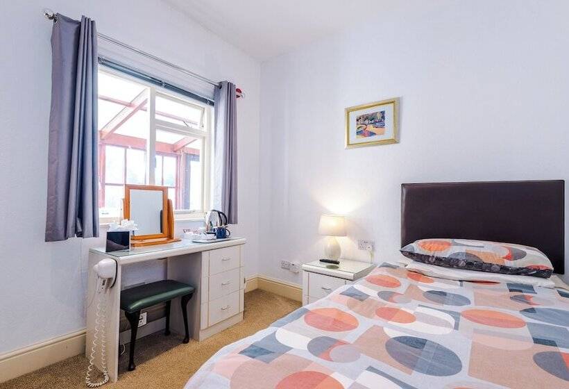 פנסיון Barnetby Contractor Accommodation