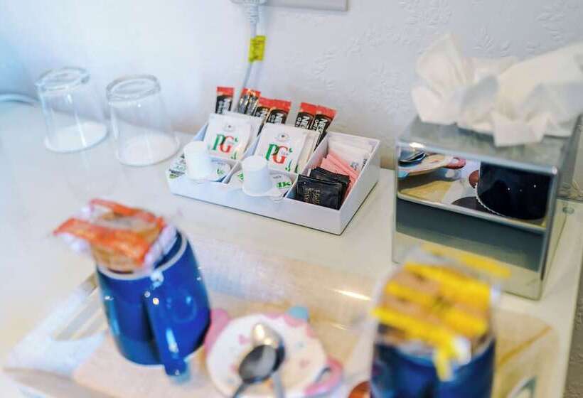 פנסיון Barnetby Contractor Accommodation