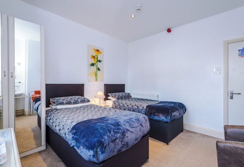 פנסיון Barnetby Contractor Accommodation