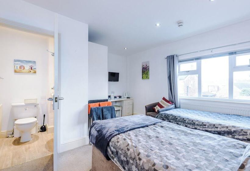 פנסיון Barnetby Contractor Accommodation