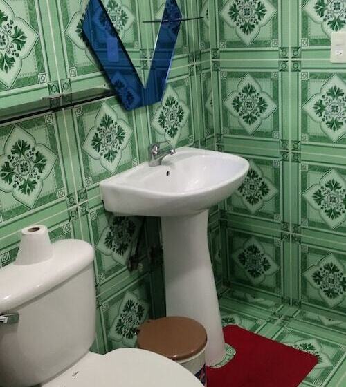 پانسیون Hostal Aida Y Miguel