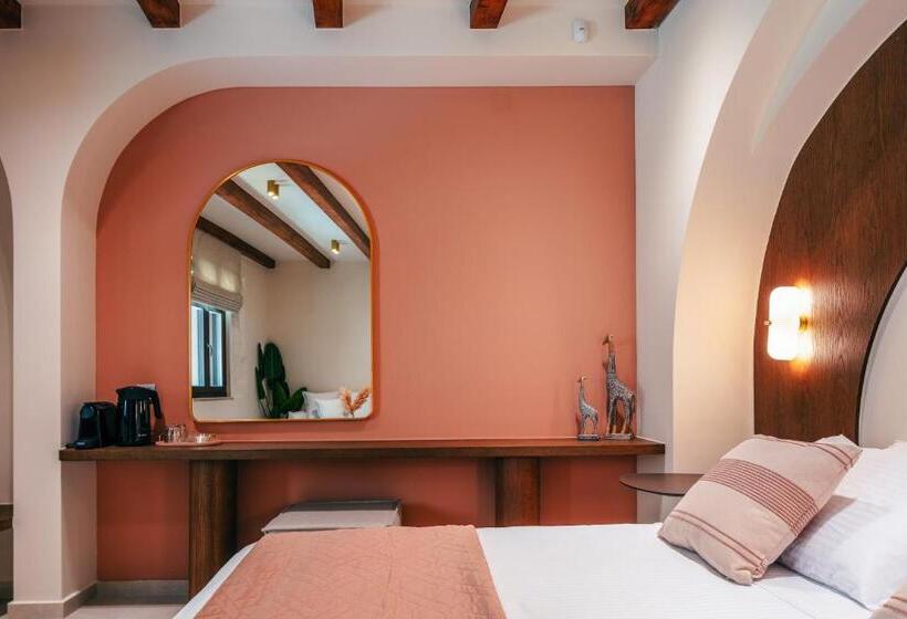 ペンション La Montre Luxury Boutique Suites