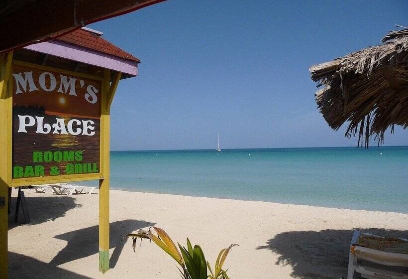 پانسیون Moms Place Negril
