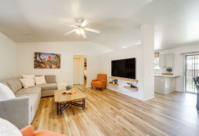 3 Mi To Old Town Cottonwood: Quiet Home W/ Patio