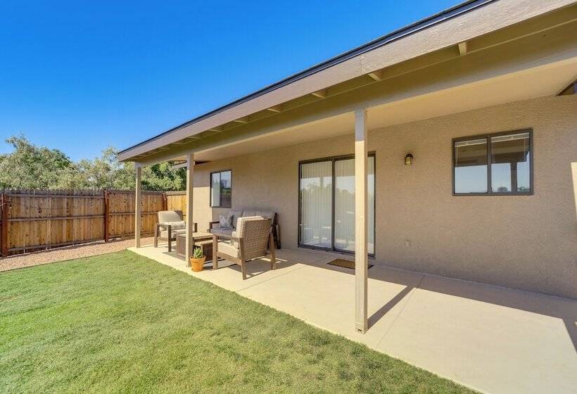 3 Mi To Old Town Cottonwood: Quiet Home W/ Patio