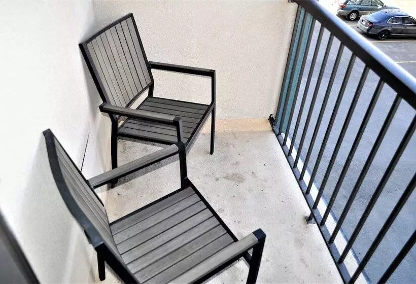 Hotelli Summit House 2 Bed 2 Bath B