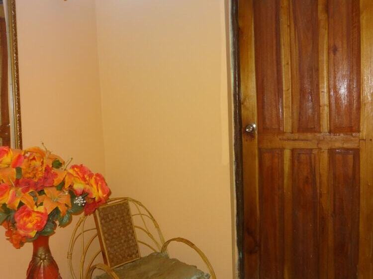 پانسیون Casa Esteban Y Margarita