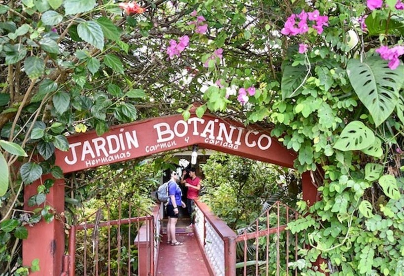 پانسیون Casa Esteban Y Margarita