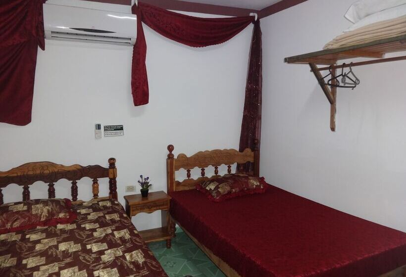 پانسیون Casa Esteban Y Margarita