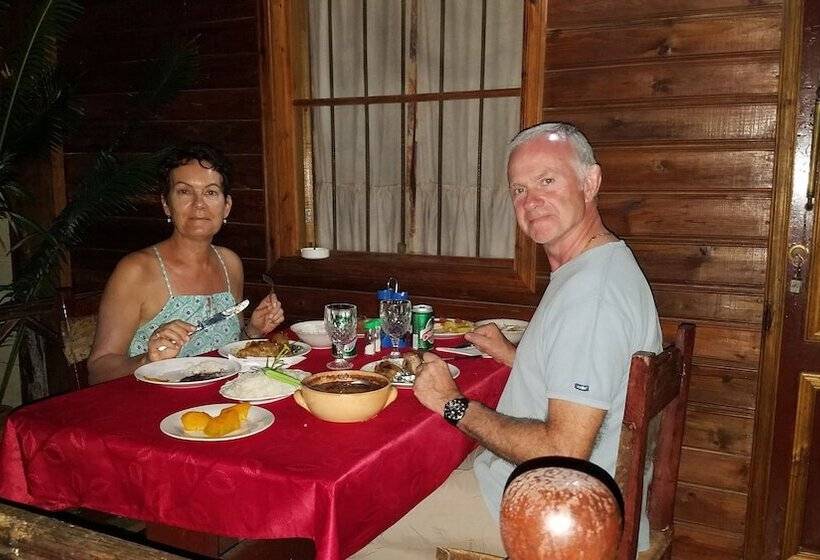 پانسیون Casa La Cabana Obel & Yoly