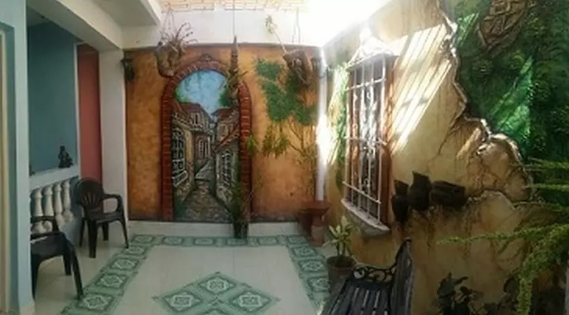 ペンション Hostal Girasol