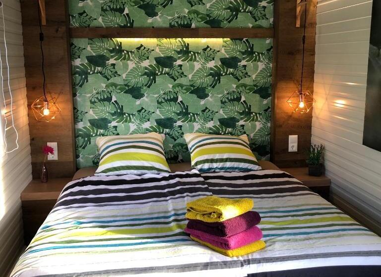 Aamiaismajoitus (B&B) Dunez Men Only Resort