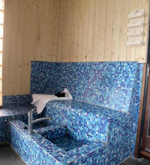 Aamiaismajoitus (B&B) Dunez Men Only Resort