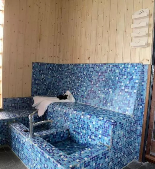 ベッドアンドブレックファースト Dunez Men Only Resort