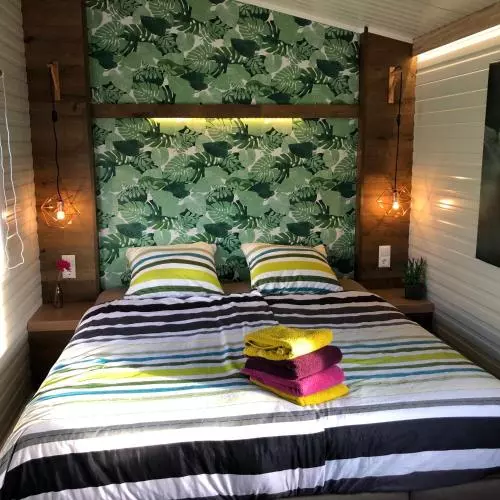 ベッドアンドブレックファースト Dunez Men Only Resort