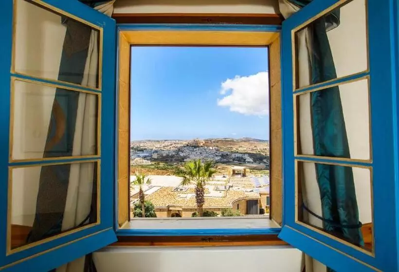 تختخواب و صبحانه L'ghorfa