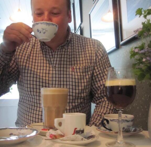 Bed and Breakfast Varjola Holiday Center