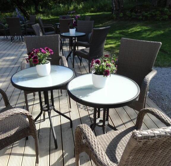 Bed and Breakfast Varjola Holiday Center