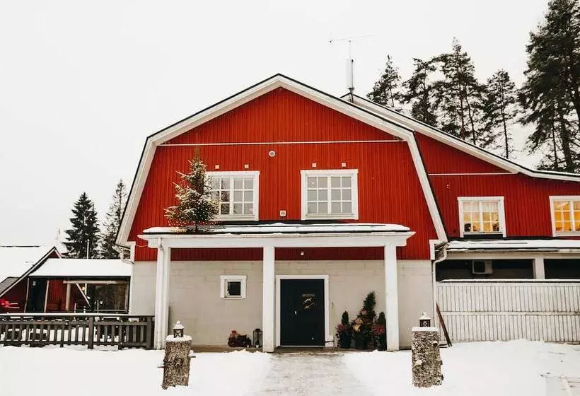 ベッドアンドブレックファースト Varjola Holiday Center
