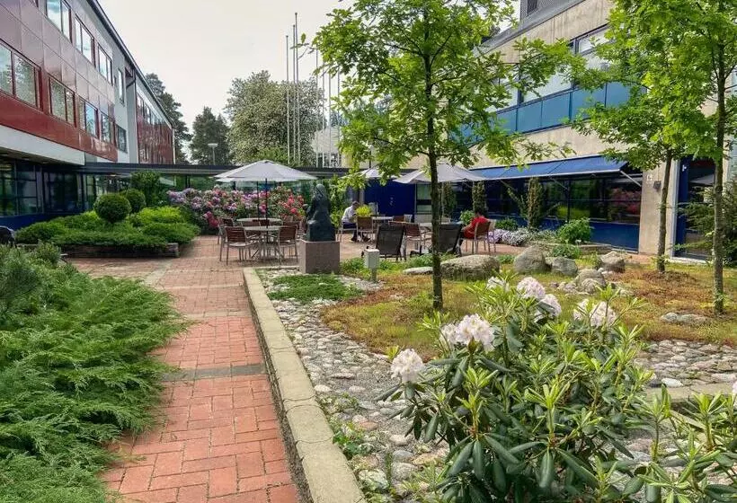 Hostel Linnasmäki