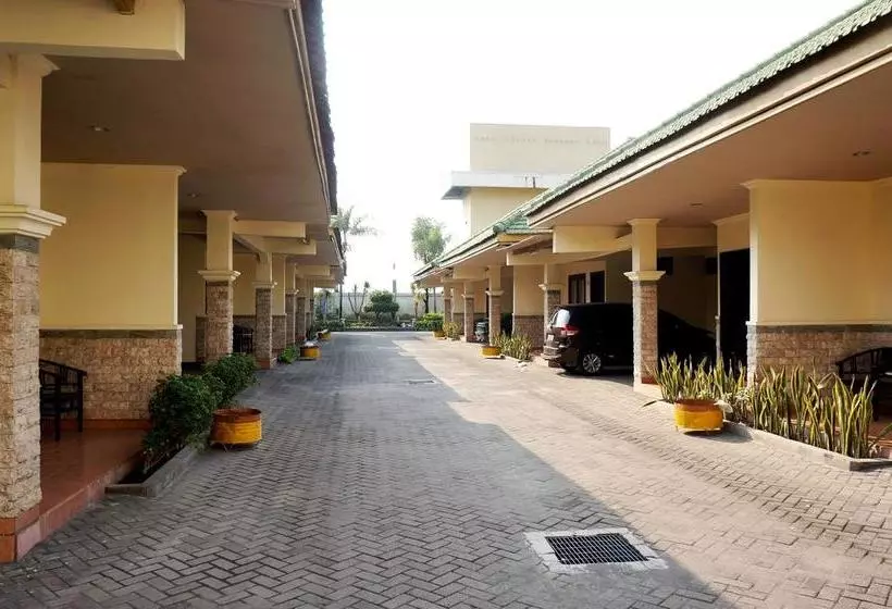 Hotel Adisurya