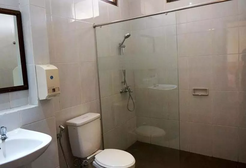 Hotel Adisurya