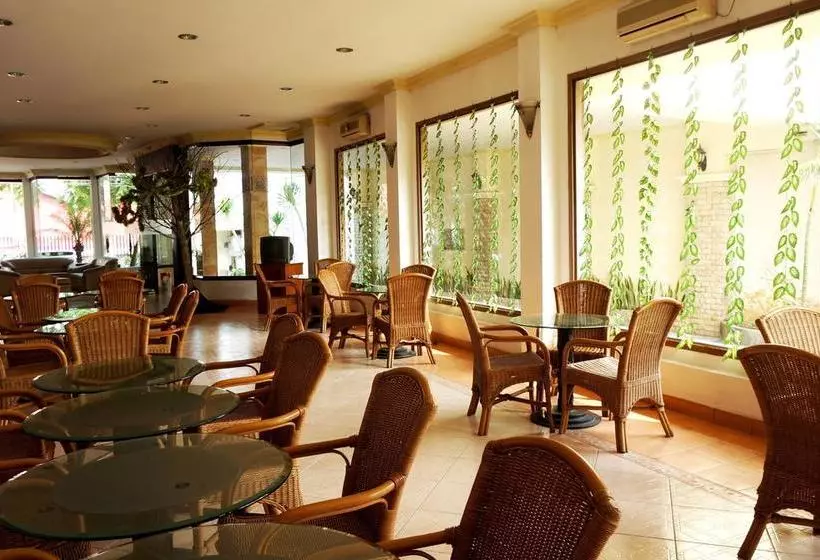 Hotel Adisurya