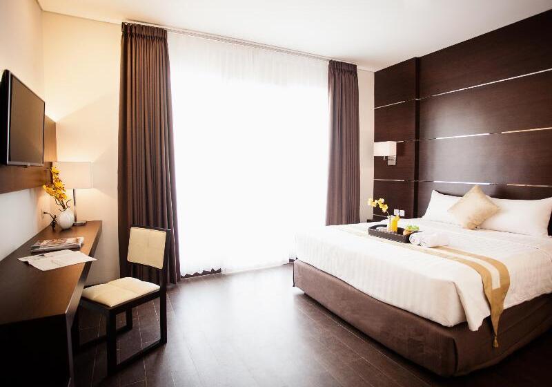 בית מלון כפרי D Season Premiere