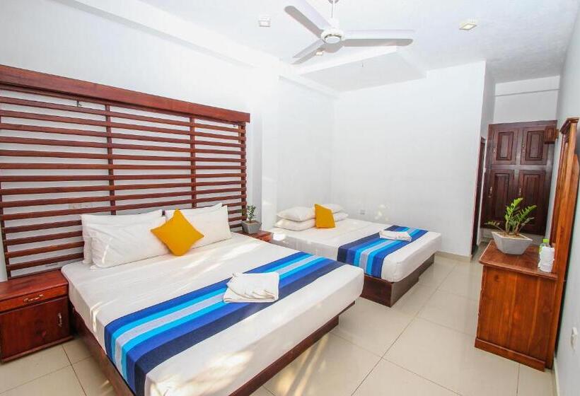 בית מלון כפרי Dickwella Beach