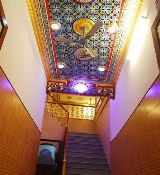 ホテル Jhankar Mansion