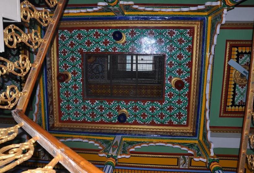 ホテル Jhankar Mansion