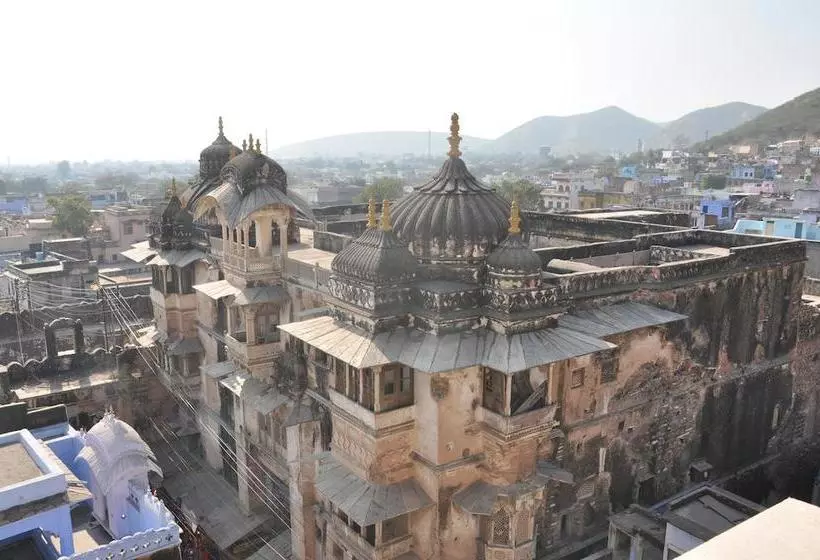 ホテル Jhankar Mansion