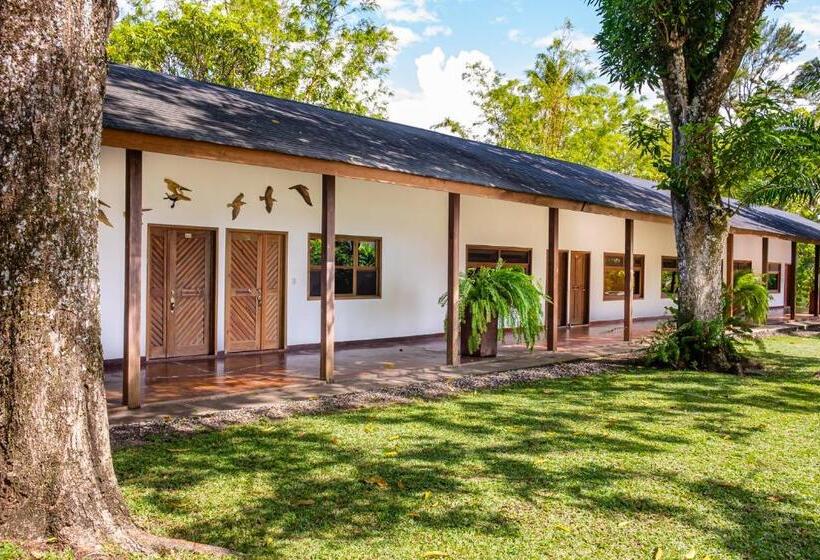 هتل Nanajuana Río Dulce