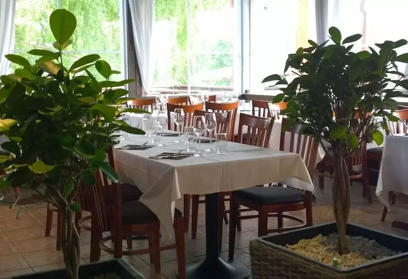 Hotelli Oravi Apartments