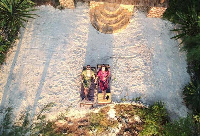 فندق Seasons Lodge Zanzibar