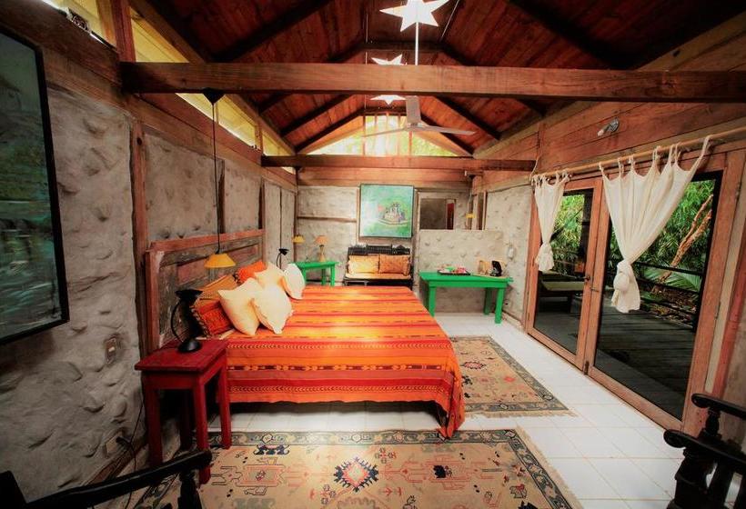 هتل Tortugal Boutique River Lodge